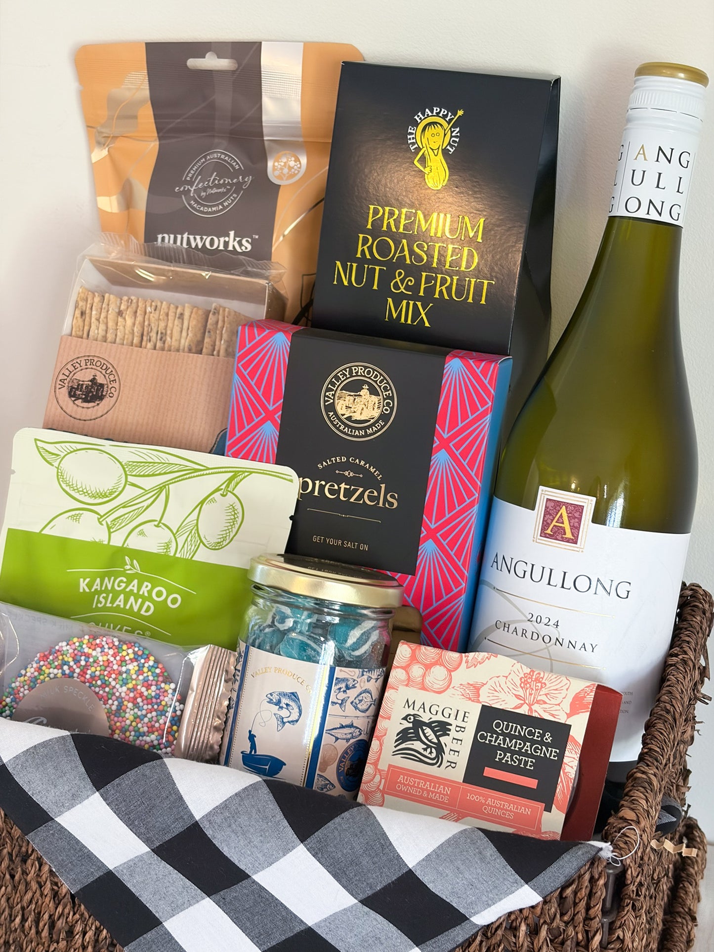 Signature Chardonnay & Artisan Grazing Hamper