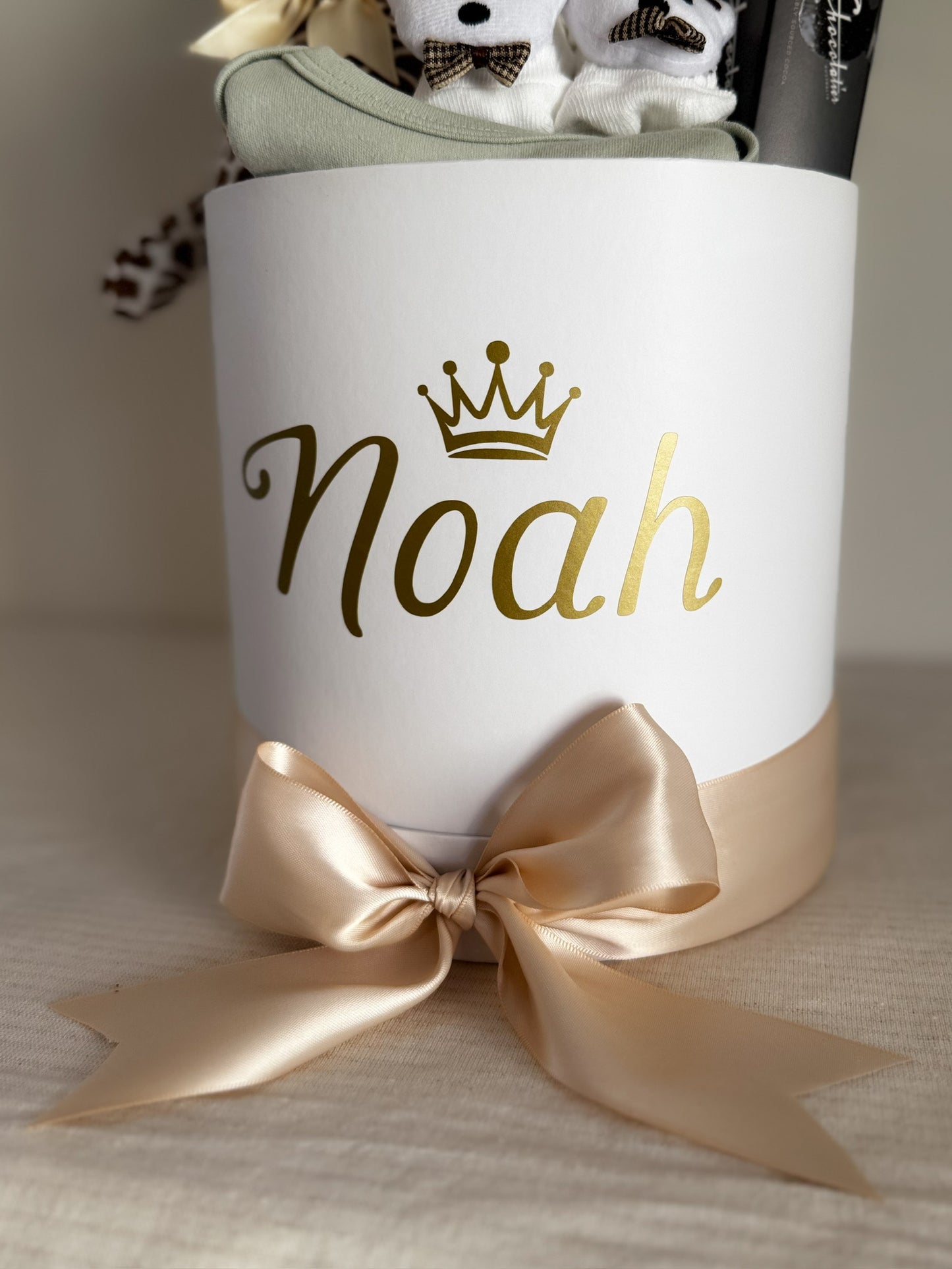 Luxe Keepsake Newborn Hamper