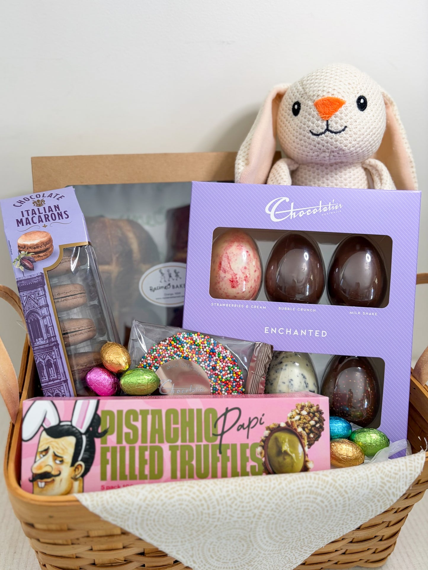Luxury Easter Chocolate & Treats Hamper
