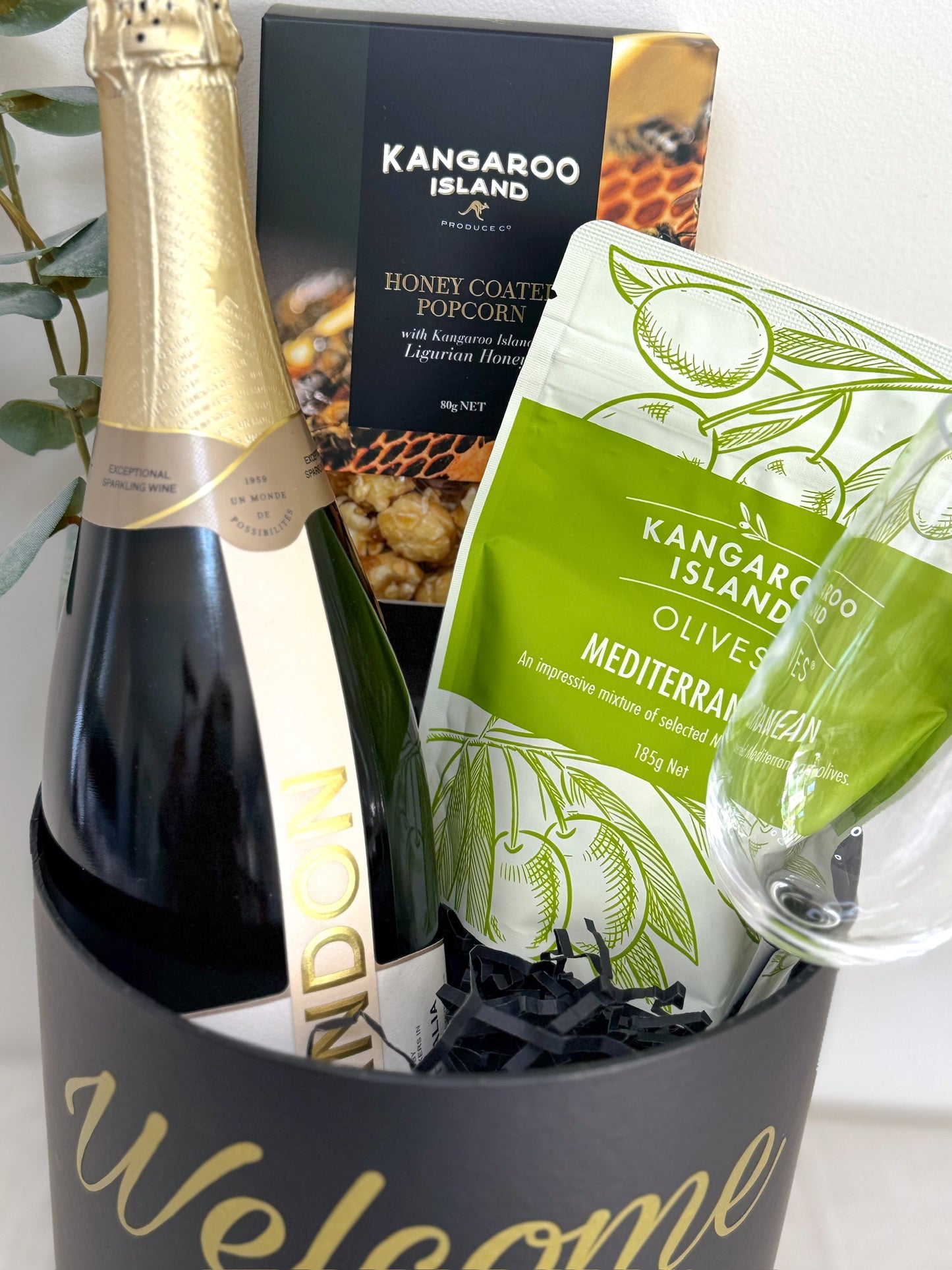 Mini Welcome Home Hamper – Sparkling Edition
